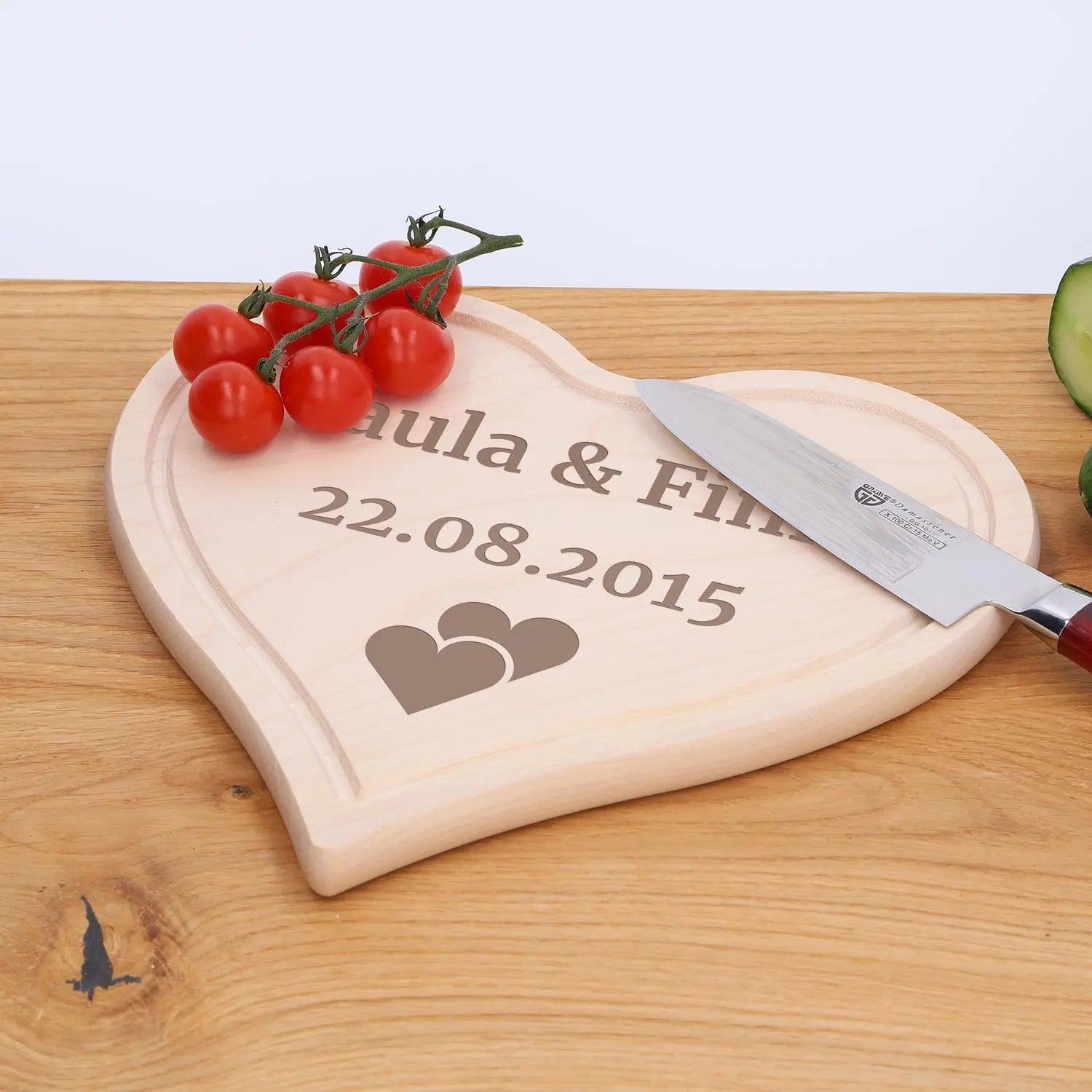 Schneidebrett mit Gravur aus Ahorn "Love"