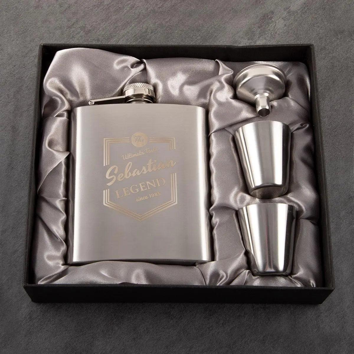 Flachmann Set mit Gravur und 2 Bechern 200 ml - personalisiertes Geschenk in Geschenkbox