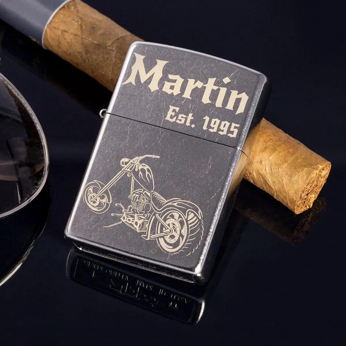Zippo Street Chrome mit Gravur - originales windfestes Benzinfeuerzeug