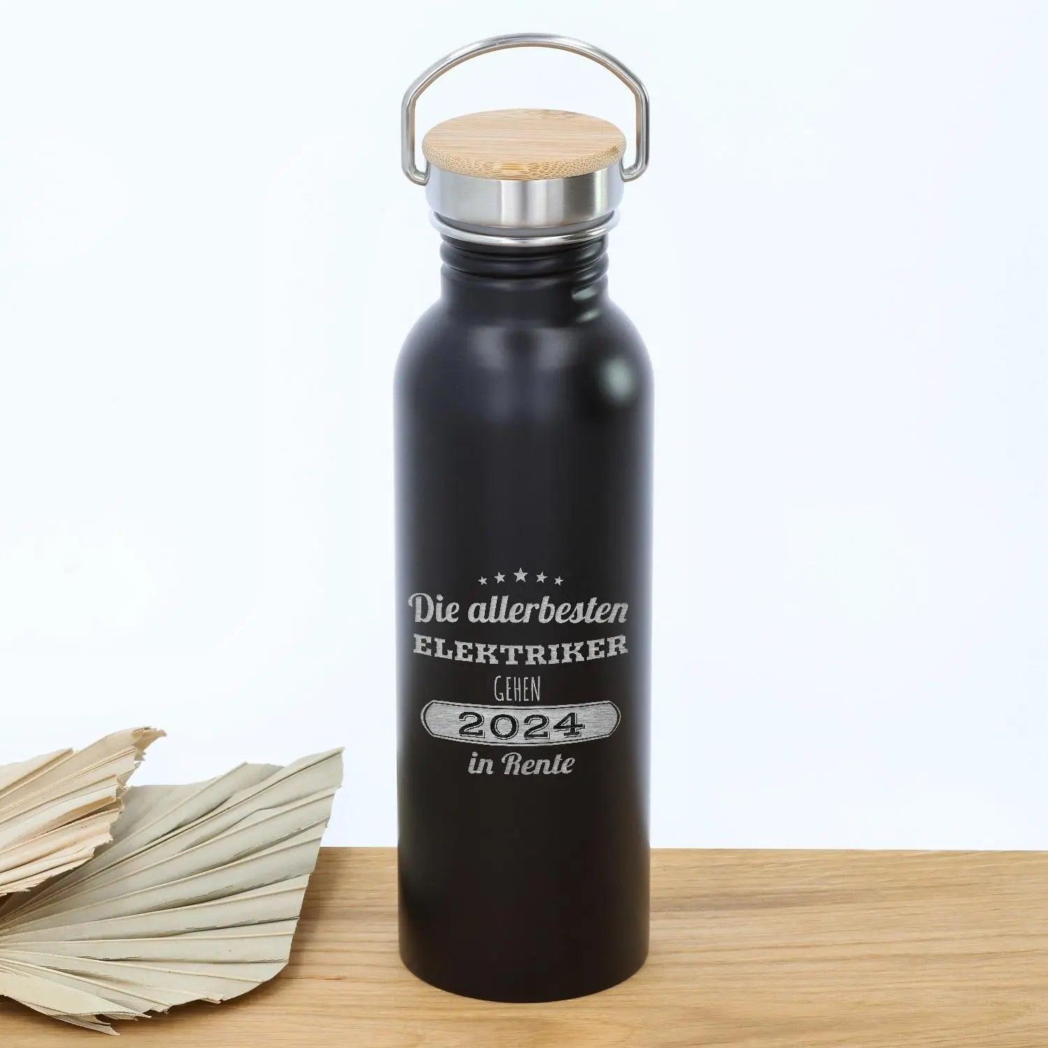 Edelstahl Trinkflasche personalisiert mit Bambus-Deckel in schwarz (700 ml)