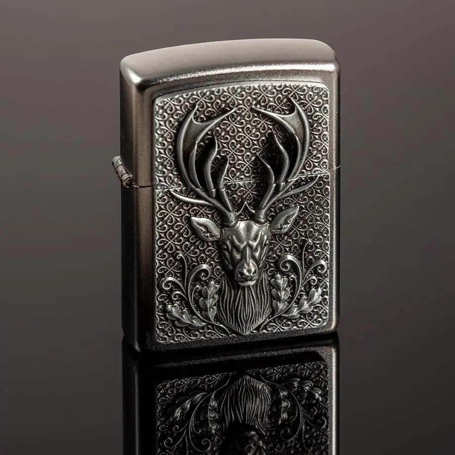Premium Zippo Hirsch mit Gravur - originales windfestes Benzinfeuerzeug