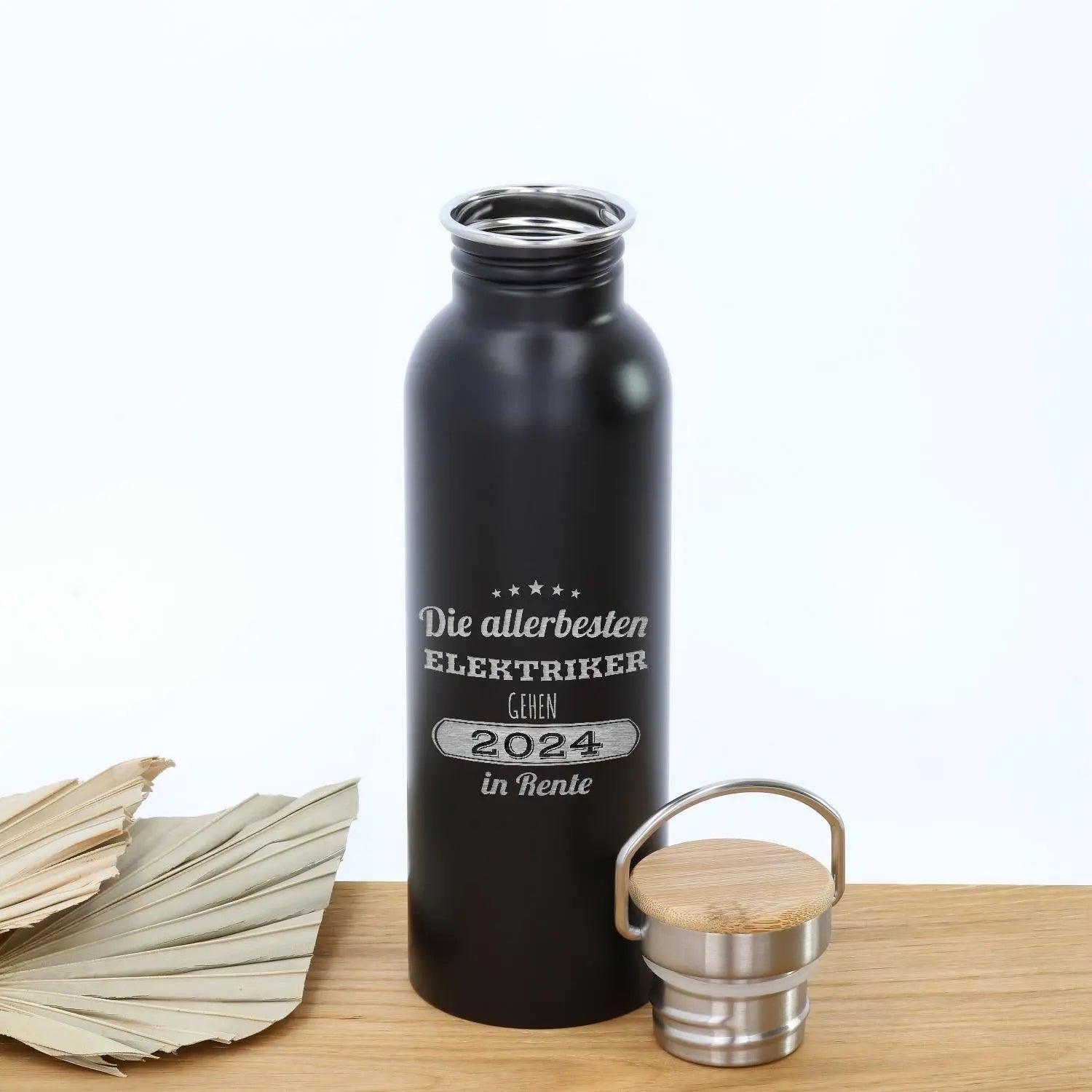 Edelstahl Trinkflasche personalisiert mit Bambus-Deckel in schwarz (700 ml)