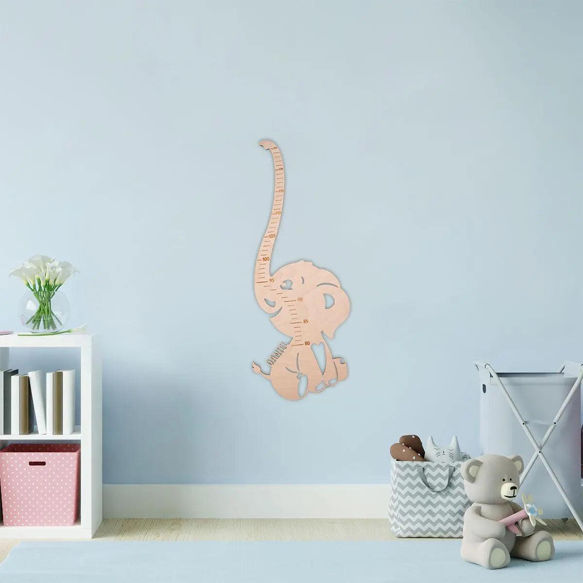 Messlatte Elefant mit Personalisierung