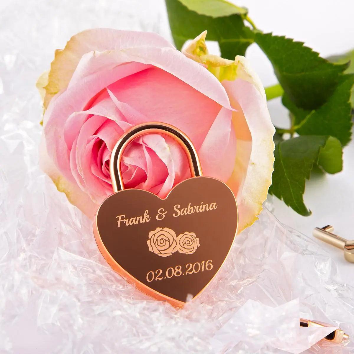 Liebesschloss Herzform Roségold mit Gravur