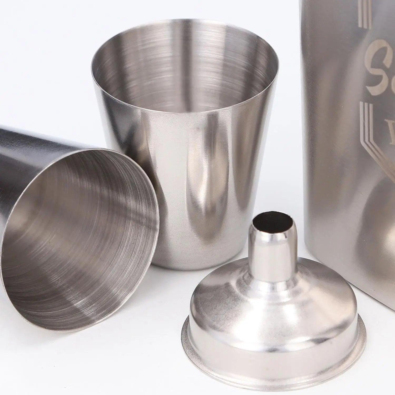 Flachmann Set mit Gravur und 2 Bechern 200 ml - personalisiertes Geschenk in Geschenkbox