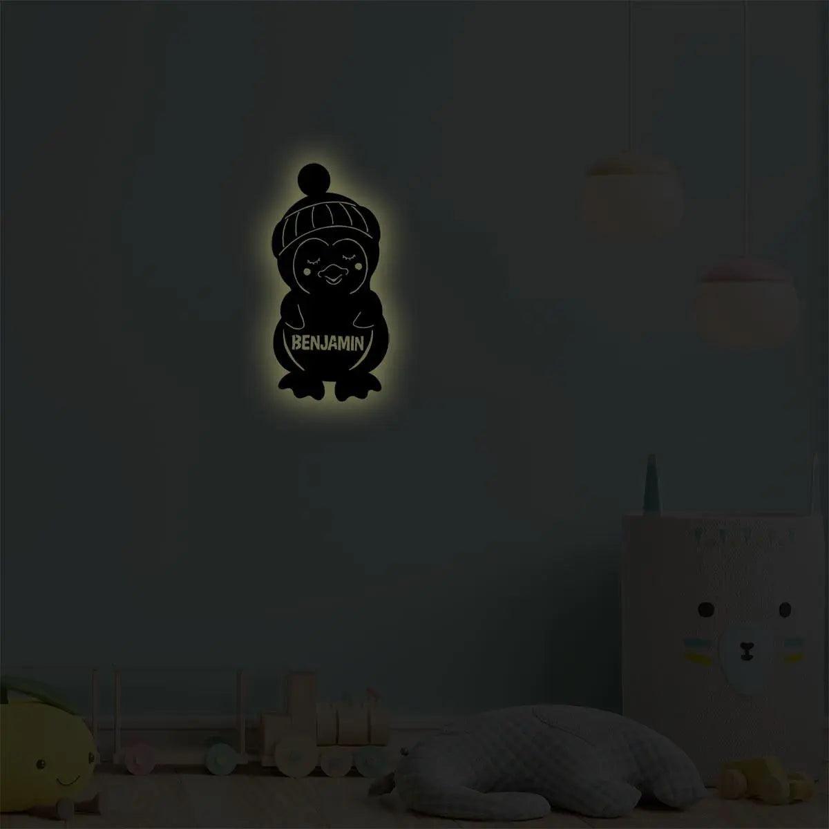 Nachtlicht Pinguin-Junge mit Personalisierung