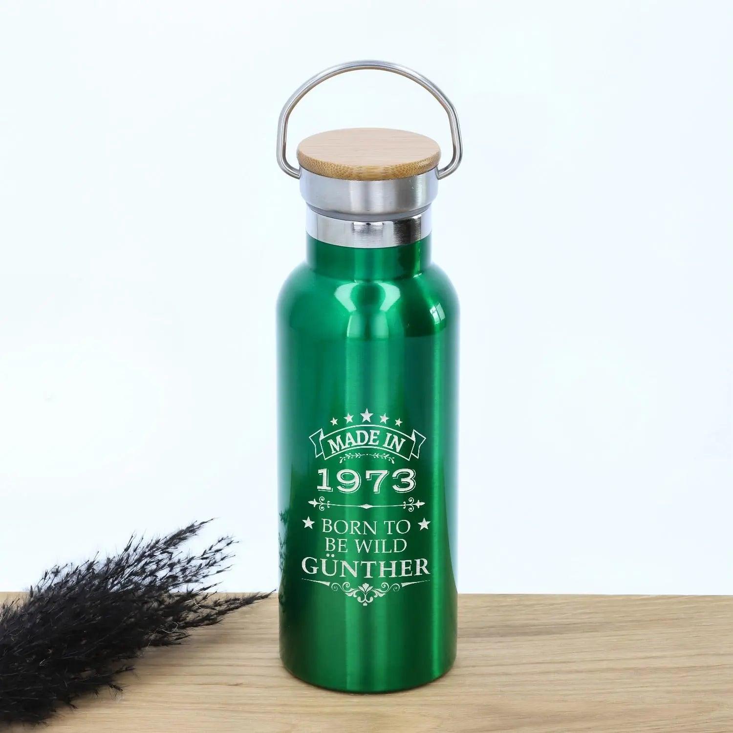 Trinkflasche personalisiert mit Bambus-Deckel in metallic grün (500ml)
