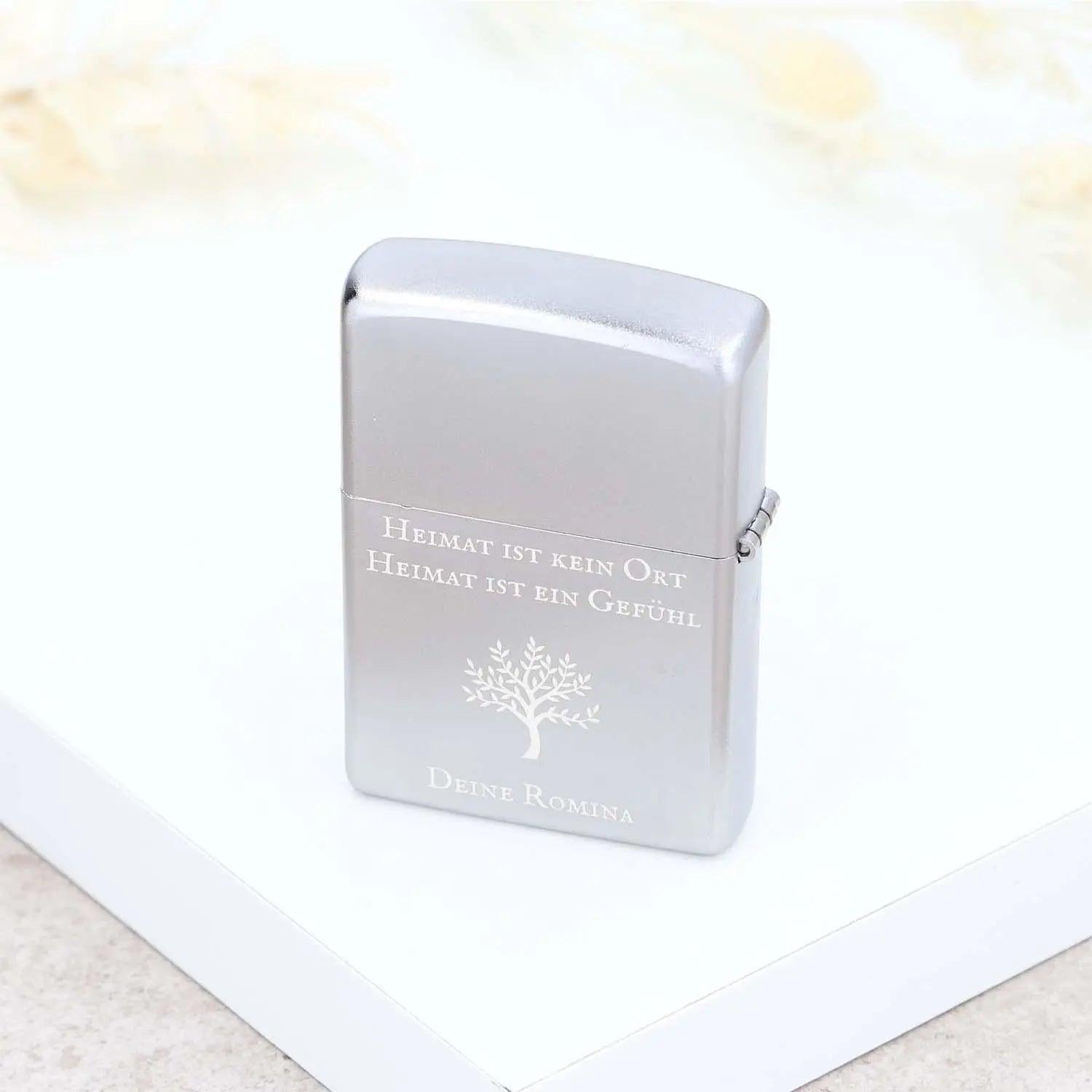 Premium Zippo Hirsch mit Gravur - originales windfestes Benzinfeuerzeug