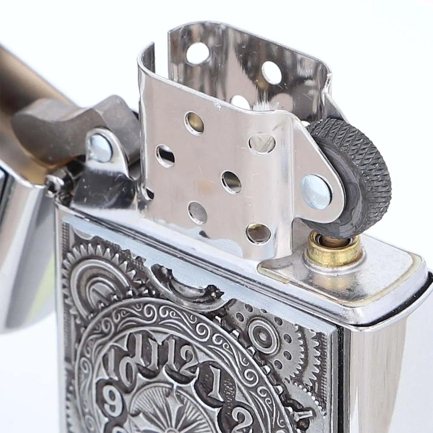 Premium Zippo Taschenuhr mit Gravur - originales Benzinfeuerzeug im Vintage-Look