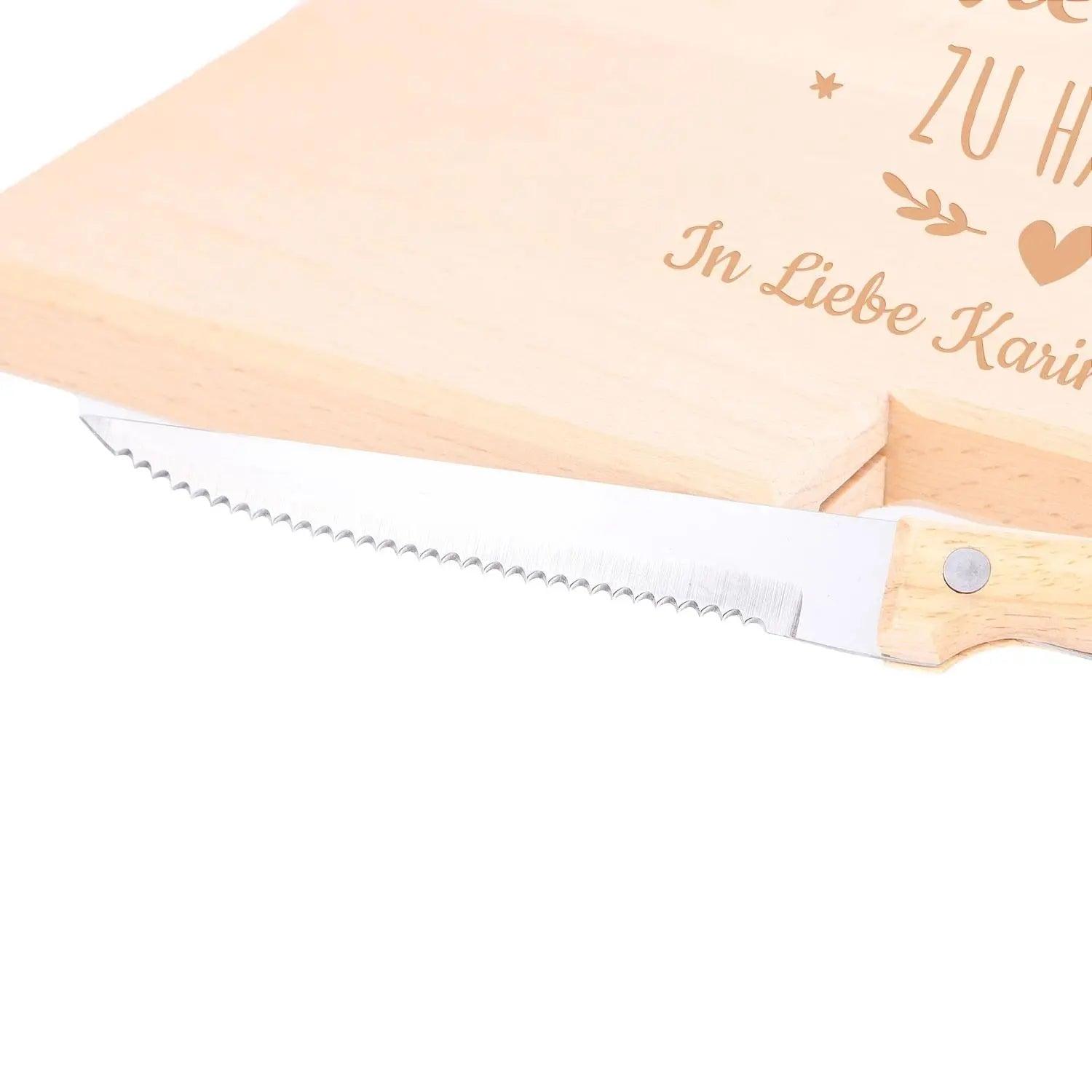 Frühstücksbrettchen mit Gravur und Messer