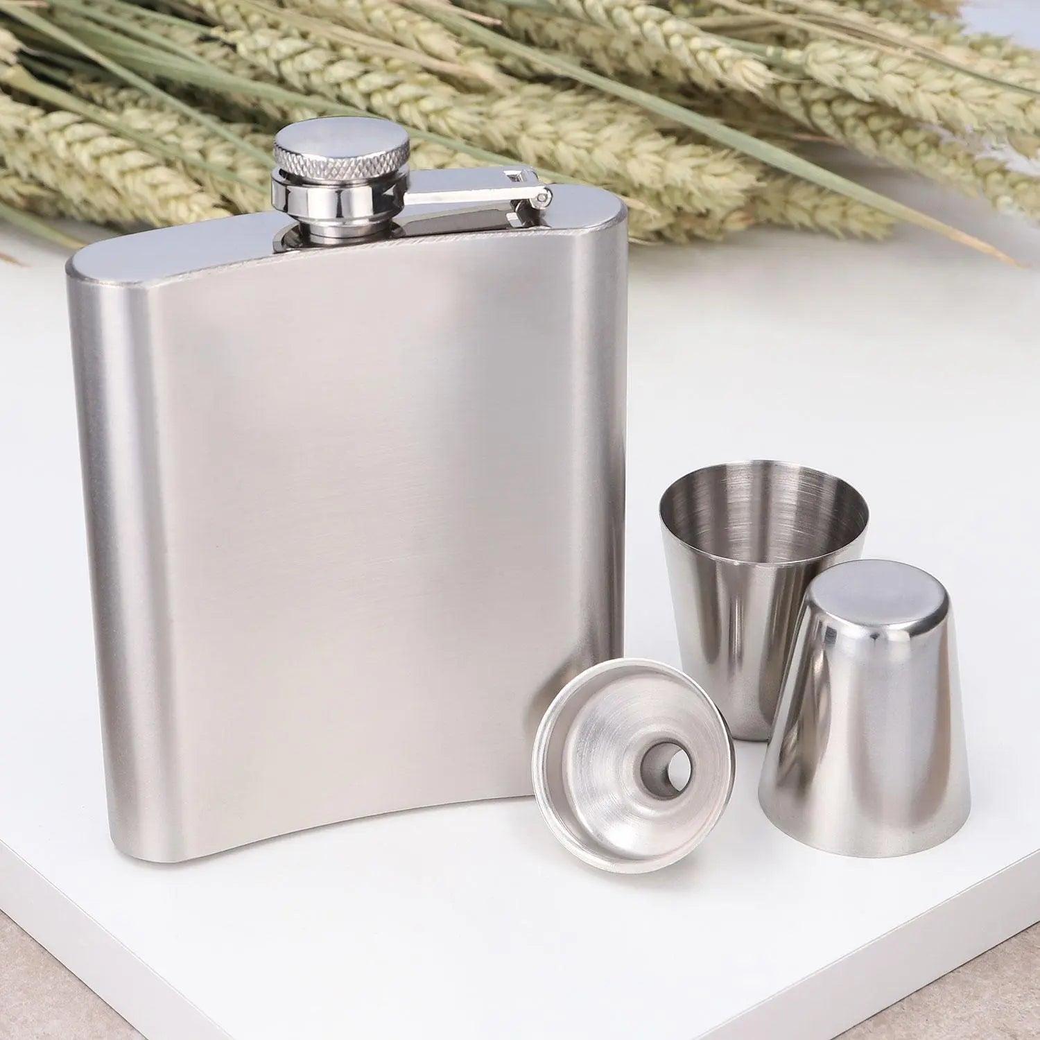 Flachmann Set mit Gravur und 2 Bechern 200 ml - personalisiertes Geschenk in Geschenkbox