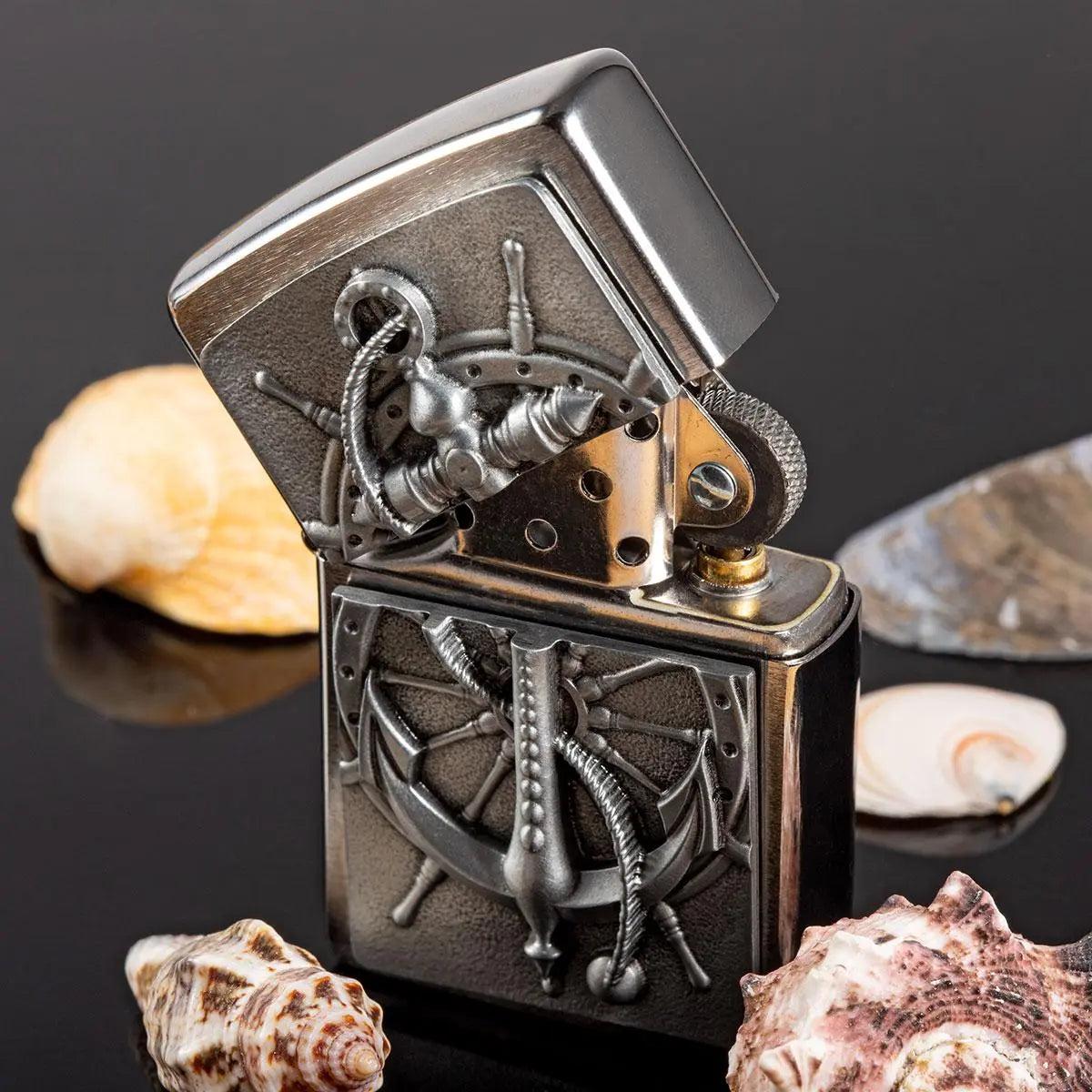 Premium Zippo Anker mit Gravur - originales windfestes Benzinfeuerzeug